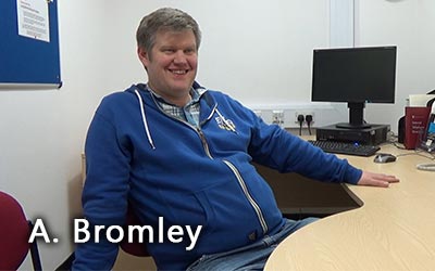 That's Andrew in one of the interview rooms of the main building. He's International Experience Senior Officer and very enthusiastic about his job!